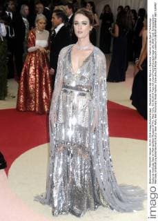 Mackenzie Davis bei der Manus x Machina: Fashion in an Age of Technology Costume Institute Gala im Metropolitan Museum of Art. New York, 02.05.2016 Foto:xD.xVanxTinex xFuturexImage