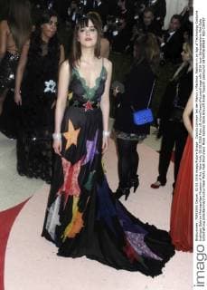 Dakota Johnson bei der Manus x Machina: Fashion in an Age of Technology Costume Institute Gala im Metropolitan Museum of Art. New York, 02.05.2016 Foto:xD.xVanxTinex xFuturexImage