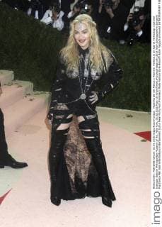 Madonna bei der Manus x Machina: Fashion in an Age of Technology Costume Institute Gala im Metropolitan Museum of Art. New York, 02.05.2016 Foto:xD.xVanxTinex xFuturexImage
