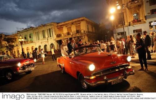 Guests arrive to the fashion show of French fashion house Chanel in Havana, Cuba, 03 May 2016. Chanel presents its first fashion show in Latin America. Fashion show of French fashion house Chanel !ACHTUNG: NUR REDAKTIONELLE NUTZUNG!  HAB101 20160504-635979379118177695