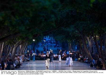 (160504) -- HAVANA, May 3, 2016 -- Models debut Karl Lagerfeld s Cruise line for Chanel at the Paseo del Prado street in Havana, Cuba, May 3, 2016. )(dh) CUBA-HAVANA-CHANEL CRUISE LiuxBin 