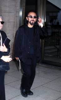 Jan. 1, 2011 - New York, New York, U.S. - K15823HMc. SD06 01 1999..MEMORIAL SERVICE FOR LIZ TILBERIS AT AVERY FISHER HALL, NYC..YOHJI YAMAMOTO. STERNREQUEST - ZUMAmg1_