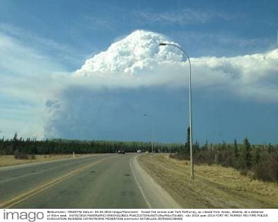 Forest fire smoke over Fort McMurray, as viewed from Anzac, Alberta, at a distance of 45km east. 04 05 2016 PANORAMIC GREGHALINDA 