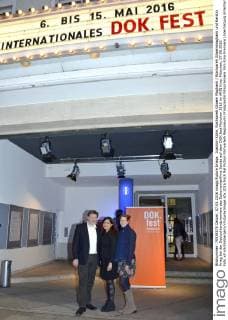 Joachim Kühn, Rokhsareh Ghaem Maghami Rokhsareh Ghaemmaghami und Kerstin Krieg bei der Deutschlandpremiere des Dokumentarfilms Sonita auf dem DOK.fest München 2016 im ARRI Kino. München, 07.05.2016 Foto:xP.xSchönbergerx xFuturexImage