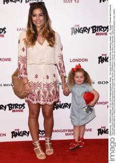 The Angry Birds Movie Gala Screening London, UK . Imogen Thomas and Ariana at The Angry Birds Movie Red Carpet Gala Screening at Picturehouse Centra, Shaftesbury Avenue, London on Saturday 7 May 2016 LMK392-60409-080516 