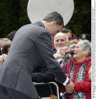 Spanish King Felipe VI arrives to Yuste Monastery in Cuacos de Yuste, Spain, on 09 May 2016, to attend to the 10th edition of the Carlos V European Award that has been granted to professor Sofia Corradi, promoter of the Erasmus program. CARLOS V AWARDS !ACHTUNG: NUR REDAKTIONELLE NUTZUNG!  20160509-635983925810962271