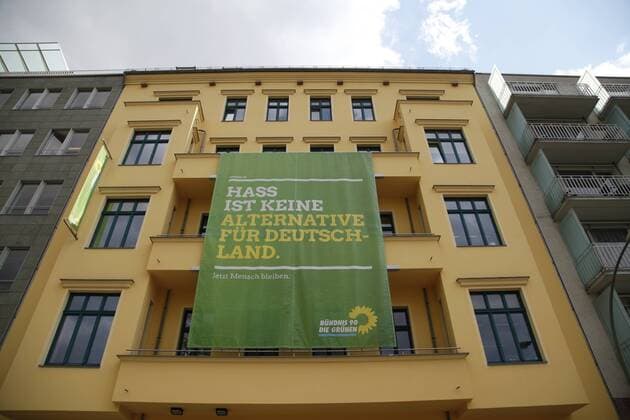 Bündnis 90 Die Grünen Bundesgeschäftsstelle Platz vor dem Neuen Tor in Berlin Bündnis 90 Die Grünen Bundesgeschäftsstelle Platz vor dem Neuen Tor in Berlin