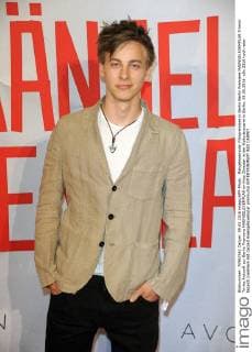 Mängelexemplar Filmpremiere in Berlin Berlin Premiere MAENGELEXEMPLAR Trimmi Trinks Ankunft zur Berlin Premiere MAENGELEXEMPLAR im Kino Cinestar in der Kulturbrauerei in Berlin, 09.05.2016