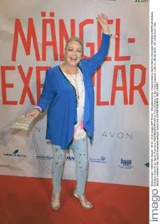 Mängelexemplar Filmpremiere in Berlin Berlin Premiere MAENGELEXEMPLAR Barbara Schoene Ankunft zur Berlin Premiere MAENGELEXEMPLAR im Kino Cinestar in der Kulturbrauerei in Berlin, 09.05.2016