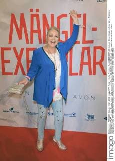 Berlin Premiere MAENGELEXEMPLAR Barbara Schoene Ankunft zur Berlin Premiere MAENGELEXEMPLAR im Kino Cinestar in der Kulturbrauerei in Berlin, 09.05.2016