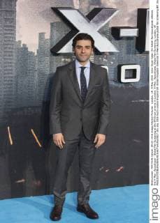 London, UK. 9 May 2016. Actor Oscar Isaac (En Sabah Nur Apocalypse) attends the X-Men: Apocalypse - Global Fan Screening at the BFI Imax cinema in London. X-Men: Apocalypse, Global Fan Screening, London, UK 
