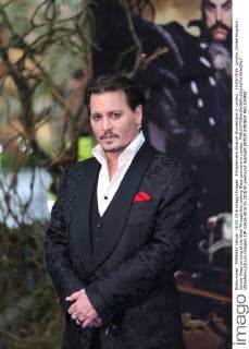 Filmpremiere Alice im Wunderland in London . 10 05 2016. London, United Kingdom . Johnny Depp arriving at the Alice Through the Looking Glass premiere in London.  xStephenxLockx xi-Imagesx IIM-12626-0016