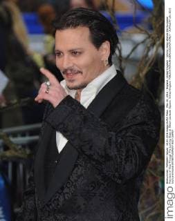 May 10, 2016 - England, United Kingdom - Johnny Depp attends the European Premiere of Alice Through The Looking Glass at Odeon Leciester Square. United Kingdom - ZUMAs147