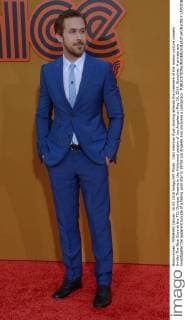 Cast member Ryan Gosling attends the premiere of the motion picture comedy thriller The Nice Guys at the TCL Chinese Theatre in the Hollywood section of Los Angeles on May 10, 2016. Storyline: A private eye investigates the apparent suicide of a fading porn star in 1970s Los Angeles and uncovers a conspiracy.  LAP2016051018 JIMxRUYMEN