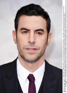 Sacha Baron Cohen bei der Premiere des Kinofilms Alice Through the Looking Glass Alice im Wunderland: Hinter den Spiegeln im Odeon Leicester Square. London, 10.05.2016 Sacha Baron Cohen  Foto:xS.xVasx xFuturexImage