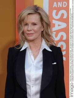 Cast member Kim Basinger attends the premiere of the motion picture comedy thriller The Nice Guys at the TCL Chinese Theatre in the Hollywood section of Los Angeles on May 10, 2016. Storyline: A private eye investigates the apparent suicide of a fading porn star in 1970s Los Angeles and uncovers a conspiracy.  LAP2016051028 JIMxRUYMEN