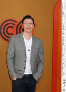 LOS ANGELES - MAY 10: Kevin Durand at the The Nice Guys Premiere at the TCL Chinese Theater IMAX on May 10, 2016 in Los Angeles, CA  KathyxHutchins