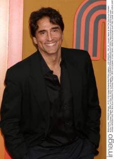 LOS ANGELES - MAY 10: Vincent Spano at the The Nice Guys Premiere at the TCL Chinese Theater IMAX on May 10, 2016 in Los Angeles, CA  KathyxHutchins