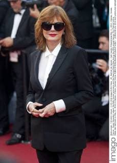 69. Festival de Cannes - Cafe Society Filmpremiere May 11, 2016 - Cannes, Cannes, France - Susan Sarandon attend the Cafe Society premiere and the Opening Night Gala during the 69th annual Cannes Film Festival at the Palais des Festivals on May 11, 2016 in Cannes, France. Cannes France  - ZUMAn230