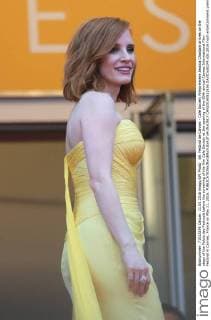 69. Festival de Cannes - Cafe Society Filmpremiere Jessica Chastain arrives on the steps of the Palais des Festivals before the screening of the film Cafe Society at the opening of the 69th annual Cannes International Film Festival in Cannes, France on May 11, 2016.  CAN20160511836 DAVIDxSILPA