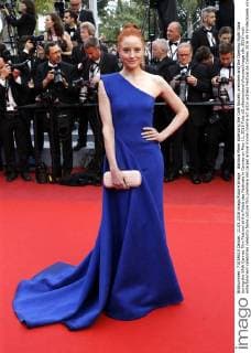 Barbara Meier attending the Cafe Society premiere and the Opening Night Gala during the 69th Cannes Film Festival at the Palais des Festivals in Cannes on May 11, 2016 Foto:xD.xBedrosianx xFuturexImage