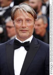 Mads Mikkelsen attending the Cafe Society premiere and the Opening Night Gala during the 69th Cannes Film Festival at the Palais des Festivals in Cannes on May 11, 2016 Foto:xD.xBedrosianx xFuturexImage