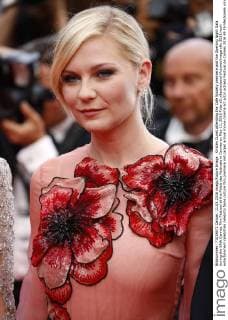 Kirsten Dunst attending the Cafe Society premiere and the Opening Night Gala during the 69th Cannes Film Festival at the Palais des Festivals in Cannes on May 11, 2016 Foto:xD.xBedrosianx xFuturexImage