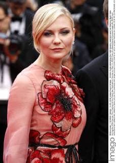 Kirsten Dunst attending the Cafe Society premiere and the Opening Night Gala during the 69th Cannes Film Festival at the Palais des Festivals in Cannes on May 11, 2016 Foto:xD.xBedrosianx xFuturexImage