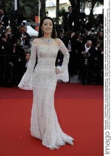 Gong Li CINEMA : 69 eme Festival de Cannes - Red Carpet - Cafe Society - 11 05 2016 LoicThebaudx 