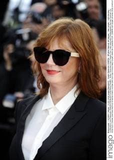 Susan Sarandon CINEMA : 69 eme Festival de Cannes - Red Carpet - Cafe Society - 11 05 2016 LoicThebaudx 