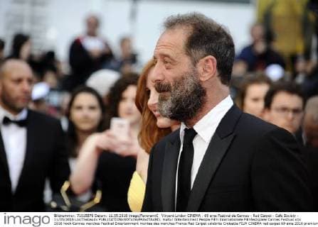 Vincent Lindon CINEMA : 69 eme Festival de Cannes - Red Carpet - Cafe Society - 11 05 2016 LoicThebaudx 