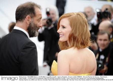 Jessica Chastain, Vincent Lindon CINEMA : 69 eme Festival de Cannes - Red Carpet - Cafe Society - 11 05 2016 LoicThebaudx 