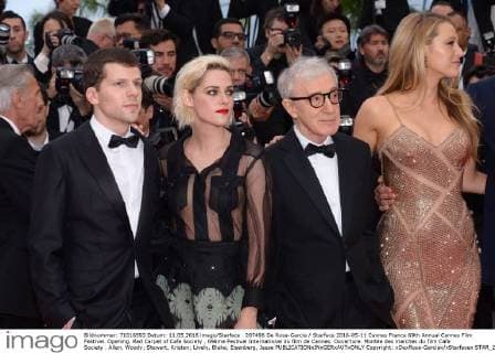 207496 De Rosa-Garcia Starface 2016-05-11 Cannes France 69th Annual Cannes Film Festival. Opening. Red Carpet of Cafe Society . 69ème Festival International du film de Cannes. Ouverture. Montée des marches du film Cafe Society . Allen, Woody; Stewart, Kristen; Lively, Blake; Eisenberg, Jesse  Copyright: xDexRosa-Garciax xStarfacex STAR_207496_328