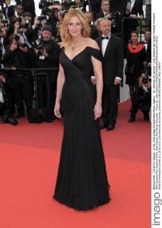 69. Festival de Cannes - Julia Roberts bei Money Monster Premiere 69th Cannes Film Festival 2016, Red Carpet film Money Monster . Pictured: Julia Roberts  AlbertoxTerenghi Cannes