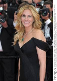 69. Festival de Cannes - Julia Roberts bei Money Monster Premiere 69th Cannes Film Festival 2016, Red Carpet film Money Monster . Pictured: Julia Roberts  AlbertoxTerenghi Cannes