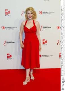 Sarah-Jane Pugh - Verleihung Deutscher Musikautoren Preis 2016 im Hotel Ritz Carlton in Berlin am 12.05.2016. Deutscher Musikautoren Preis