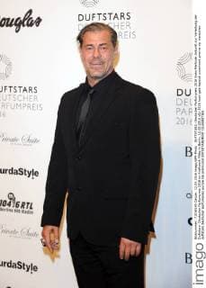 DUFTSTARS -Deutscher Parfumpreis 2016 Sven Martinek Ankunft zur Verleihung der Duftstars- Deutscher Parfumpreis 2016 im Kraftwerk Mitte in Berlin, 12.05.2016