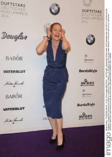 DUFTSTARS -Deutscher Parfumpreis 2016 Jeanette Hain Ankunft zur Verleihung der Duftstars- Deutscher Parfumpreis 2016 im Kraftwerk Mitte in Berlin, 12.05.2016