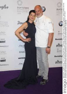 DUFTSTARS -Deutscher Parfumpreis 2016 Markus Semmler, Tatiana Friedberg-Semmler Ankunft zur Verleihung der Duftstars- Deutscher Parfumpreis 2016 im Kraftwerk Mitte in Berlin, 12.05.2016