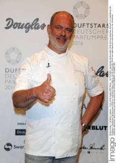 DUFTSTARS -Deutscher Parfumpreis 2016 Markus Semmler Ankunft zur Verleihung der Duftstars- Deutscher Parfumpreis 2016 im Kraftwerk Mitte in Berlin, 12.05.2016