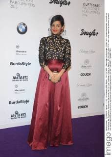 DUFTSTARS -Deutscher Parfumpreis 2016 Collin Ulmen-Fernandes Ankunft zur Verleihung der Duftstars- Deutscher Parfumpreis 2016 im Kraftwerk Mitte in Berlin, 12.05.2016