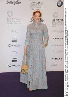DUFTSTARS -Deutscher Parfumpreis 2016 Enie van de Maiklokjes Ankunft zur Verleihung der Duftstars- Deutscher Parfumpreis 2016 im Kraftwerk Mitte in Berlin, 12.05.2016