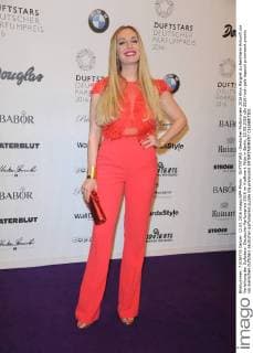 DUFTSTARS -Deutscher Parfumpreis 2016 Elna Margret zu Bentheim Ankunft zur Verleihung der Duftstars- Deutscher Parfumpreis 2016 im Kraftwerk Mitte in Berlin, 12.05.2016
