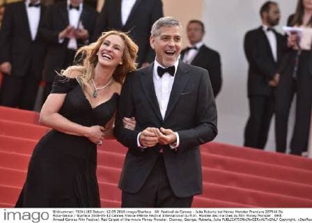 69. Festival de Cannes - Julia Roberts bei Money Monster Premiere 207546 De Rosa-Garcia Starface 2016-05-12 Cannes France 69ème Festival International du Film. Montée des marches du film Money Monster . 69th Annual Cannes Film Festival. Red Carpet of the movie Money Monster. Clooney, George; Roberts, Julia  Copyright: xDexRosa-Garciax xStarfacex STAR_207546_271