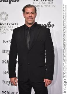 Sven Martinek bei der Verleihung Deutscher Parfumpreis - Duftstars 2016 am 12.05.2016 in Berlin Deutscher Parfumpreis Duftstars 2016 in Berlin 