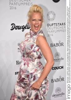 Barbara Schöneberger bei der Verleihung Deutscher Parfumpreis - Duftstars 2016 am 12.05.2016 in Berlin Deutscher Parfumpreis Duftstars 2016 in Berlin 