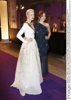 Franziska Knuppe und Eva Padberg bei der 24. Verleihung des Deutschen Parfumpreises Duftstars 2016 im Kraftwerk. Berlin, 12.05.2016 Foto:xS.xGabschx xFuturexImage