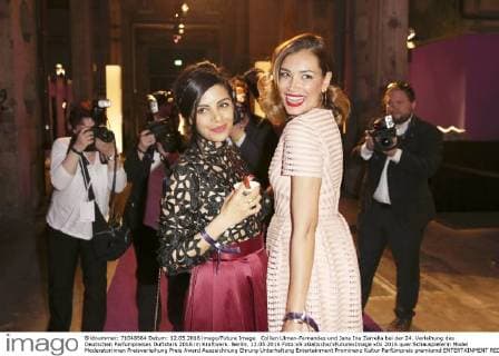 Collien Ulmen-Fernandes und Jana Ina Zarrella bei der 24. Verleihung des Deutschen Parfumpreises Duftstars 2016 im Kraftwerk. Berlin, 12.05.2016 Foto:xS.xGabschx xFuturexImage