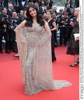 69. Festival de Cannes: Slack Bay - Ma Loute Filmpremiere Aishwarya Rai arrives on the red carpet before the screening of the film Ma Loute (Slack Bay) at the 69th annual Cannes International Film Festival in Cannes, France on May 13, 2016.  CAN20160513810 DAVIDxSILPA
