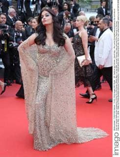 69. Festival de Cannes: Slack Bay - Ma Loute Filmpremiere Aishwarya Rai arrives on the red carpet before the screening of the film Ma Loute (Slack Bay) at the 69th annual Cannes International Film Festival in Cannes, France on May 13, 2016.  CAN20160513811 DAVIDxSILPA